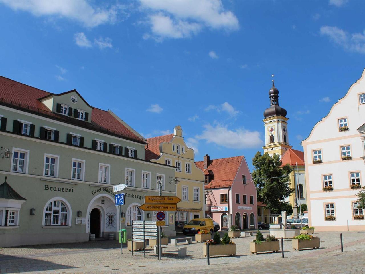 Hotel Brauereigasthof Amberger Kosching Exterior photo